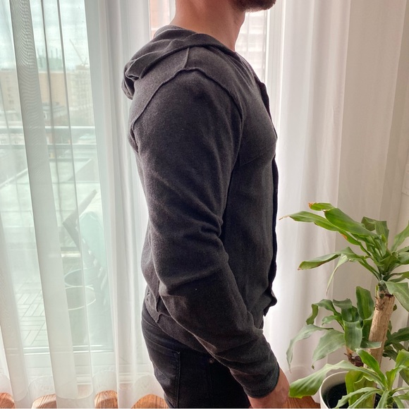 2/$30 World Republic Men’s Button-up Hoodie Size M - Picture 5 of 5